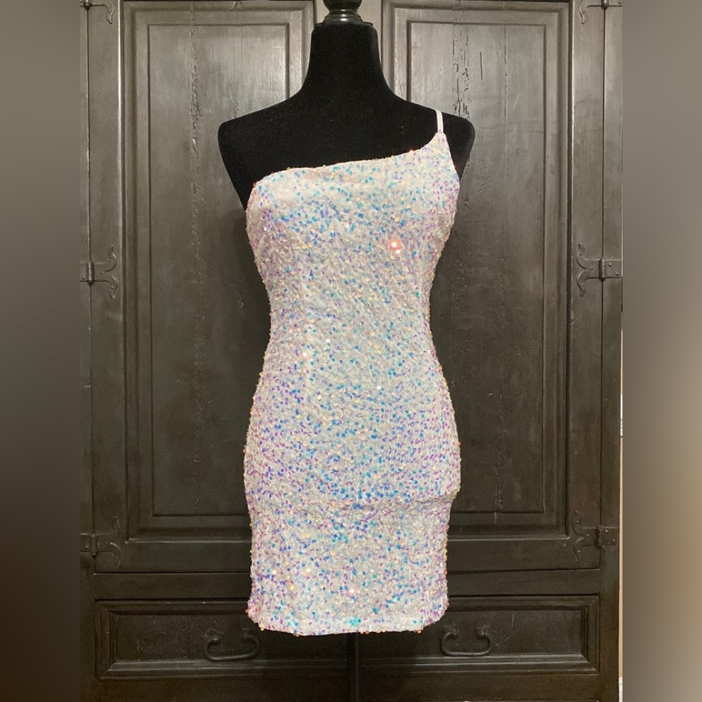 Molicuty Purple Sequins with One thin strap white dress. Size Small